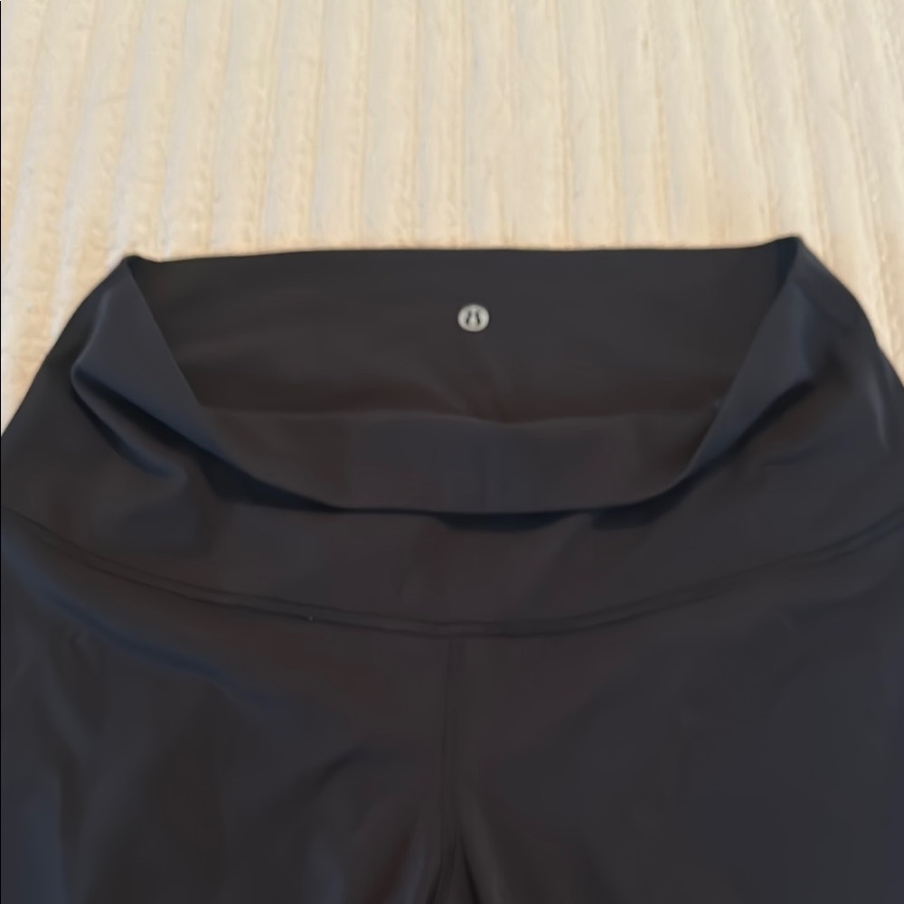 lululemon athletica like new Black Leggings